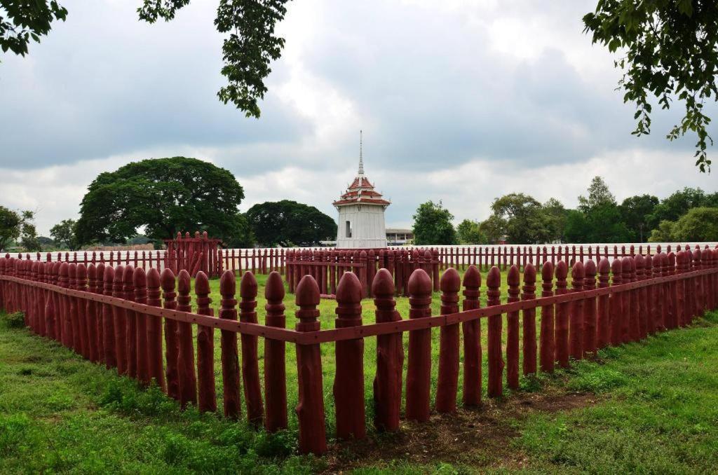 The Avail Hotel Phra Nakhon Si Ayutthaya Exterior foto